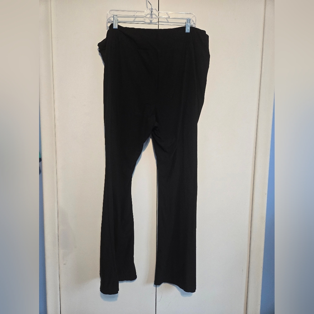 ❤️ No Boundaries Black‎ Bootcut Yoga Pants